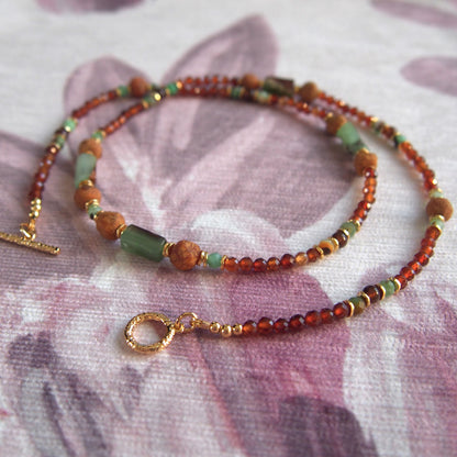 Common Opal(green), Amber(Raw crust), Chrysoprase, Garnet(orange) Necklace–Buds