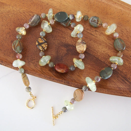 Prehnite, Picture Stone(oval), Alxa Agate Necklace- Vineyard