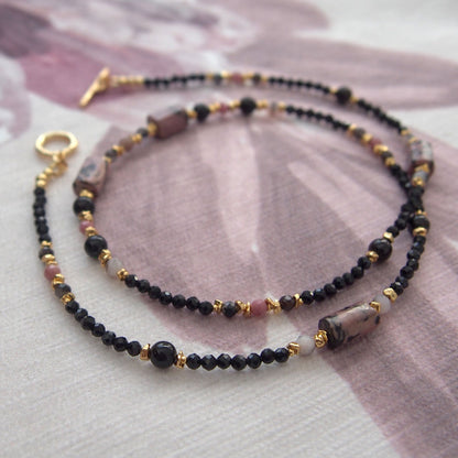 Rhodonite, Tourmaline(black), Opal(common), Rhodochrosite, Lolite Necklace–Dangerous tenderness