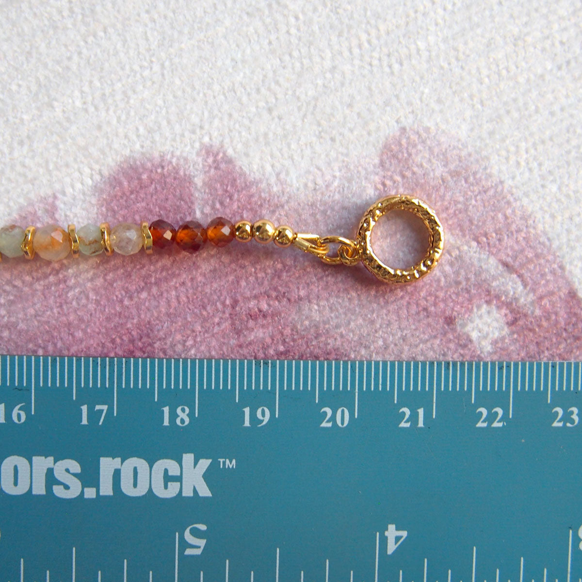 Common Opal(white), Amber(Raw crust), Chrysoprase, Garnet(orange) Bracelet–Buds