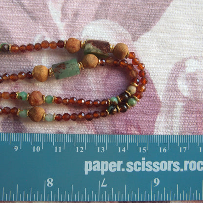 Common Opal(green), Amber(Raw crust), Chrysoprase, Garnet(orange) Necklace–Buds