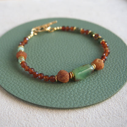 Common Opal(green), Amber(Raw crust), Chrysoprase, Garnet(orange) Bracelet–Buds