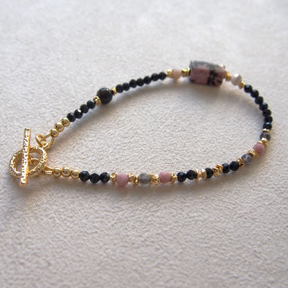 Rhodonite, Tourmaline(black), Opal(common), Rhodochrosite, Lolite Bracelet–Dangerous tenderness
