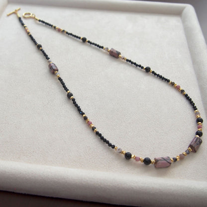 Rhodonite, Tourmaline(black), Opal(common), Rhodochrosite, Lolite Necklace–Dangerous tenderness