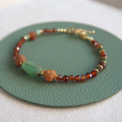 Common Opal(green), Amber(Raw crust), Chrysoprase, Garnet(orange) Bracelet–Buds