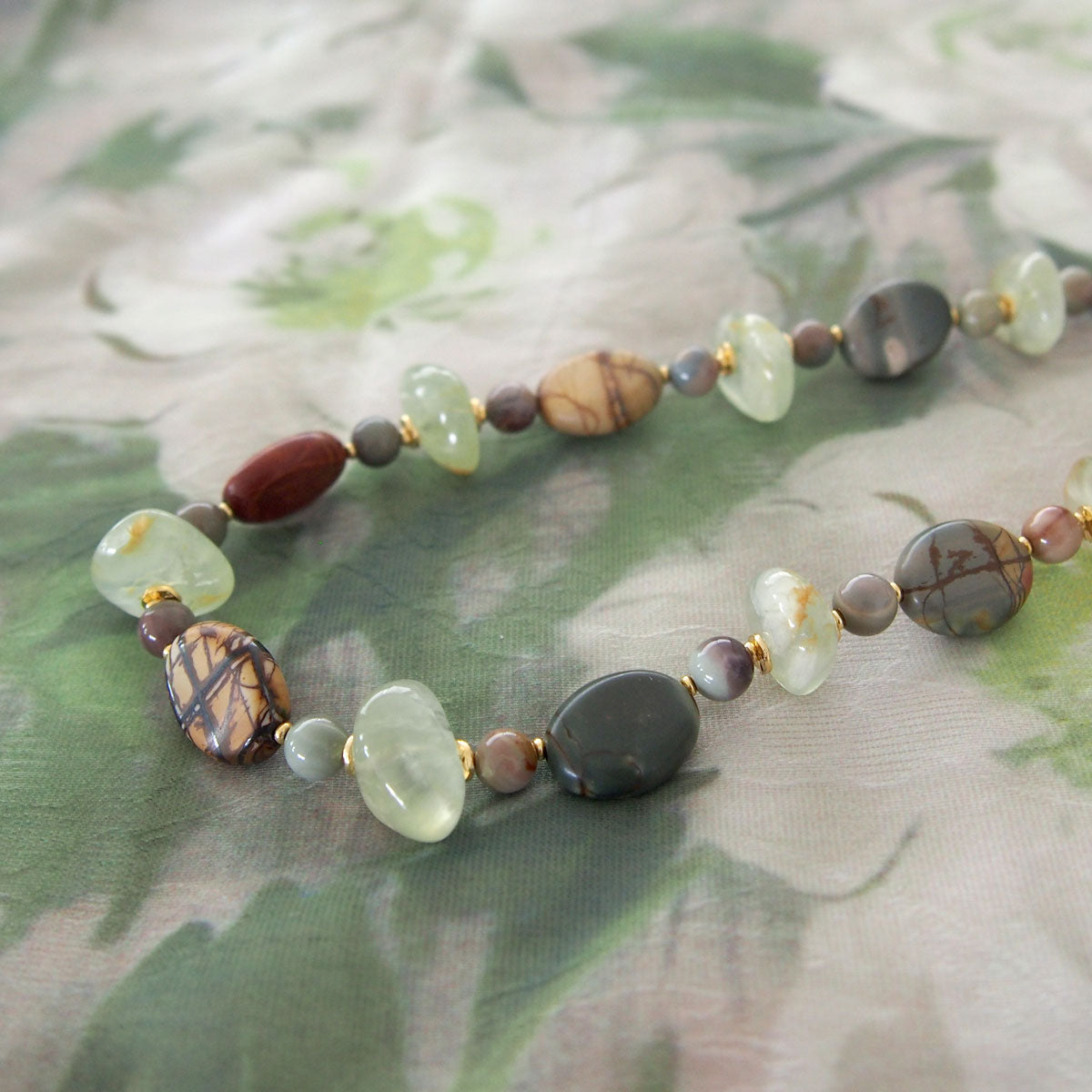 Prehnite, Picture Stone(oval), Alxa Agate Necklace- Vineyard
