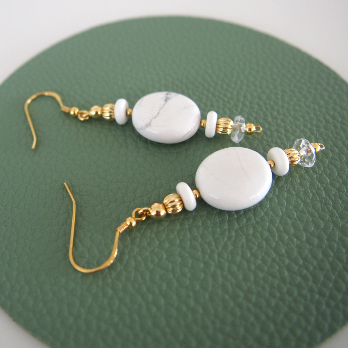 Magnesite, Rock Crystal Earring- Snow