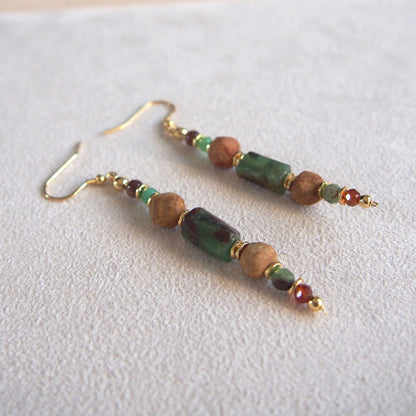 Common Opal(green), Amber(Raw crust), Chrysoprase, Garnet(orange) Earrings–Buds