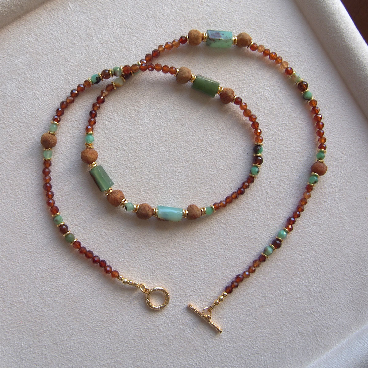 Common Opal(green), Amber(Raw crust), Chrysoprase, Garnet(orange) Necklace–Buds