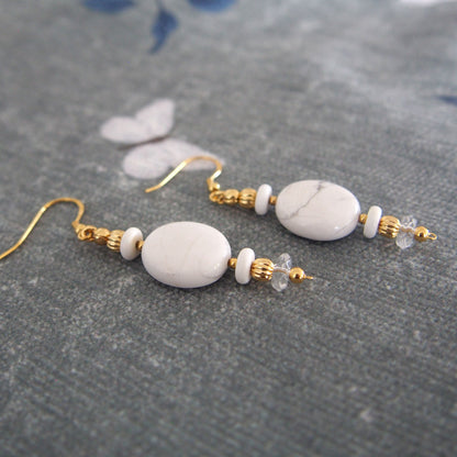 Magnesite, Rock Crystal Earring- Snow
