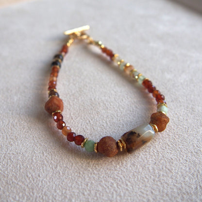 Common Opal(white), Amber(Raw crust), Chrysoprase, Garnet(orange) Bracelet–Buds