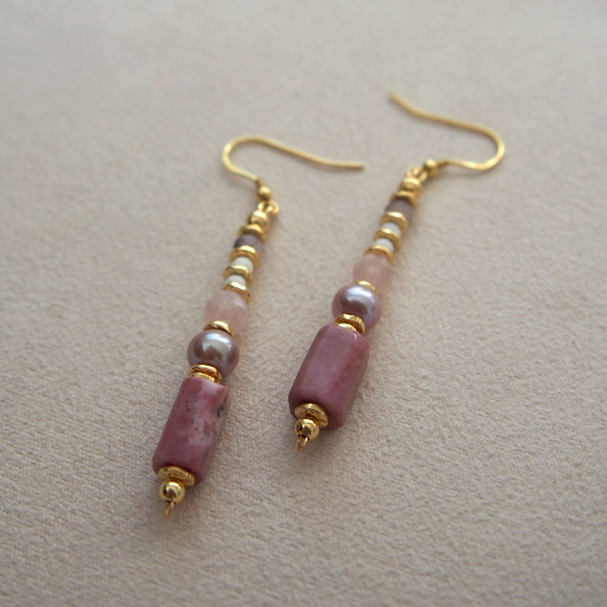 Rhodonite, Pearls, Morganite, Common Opal Earrings–Rosa multiflora