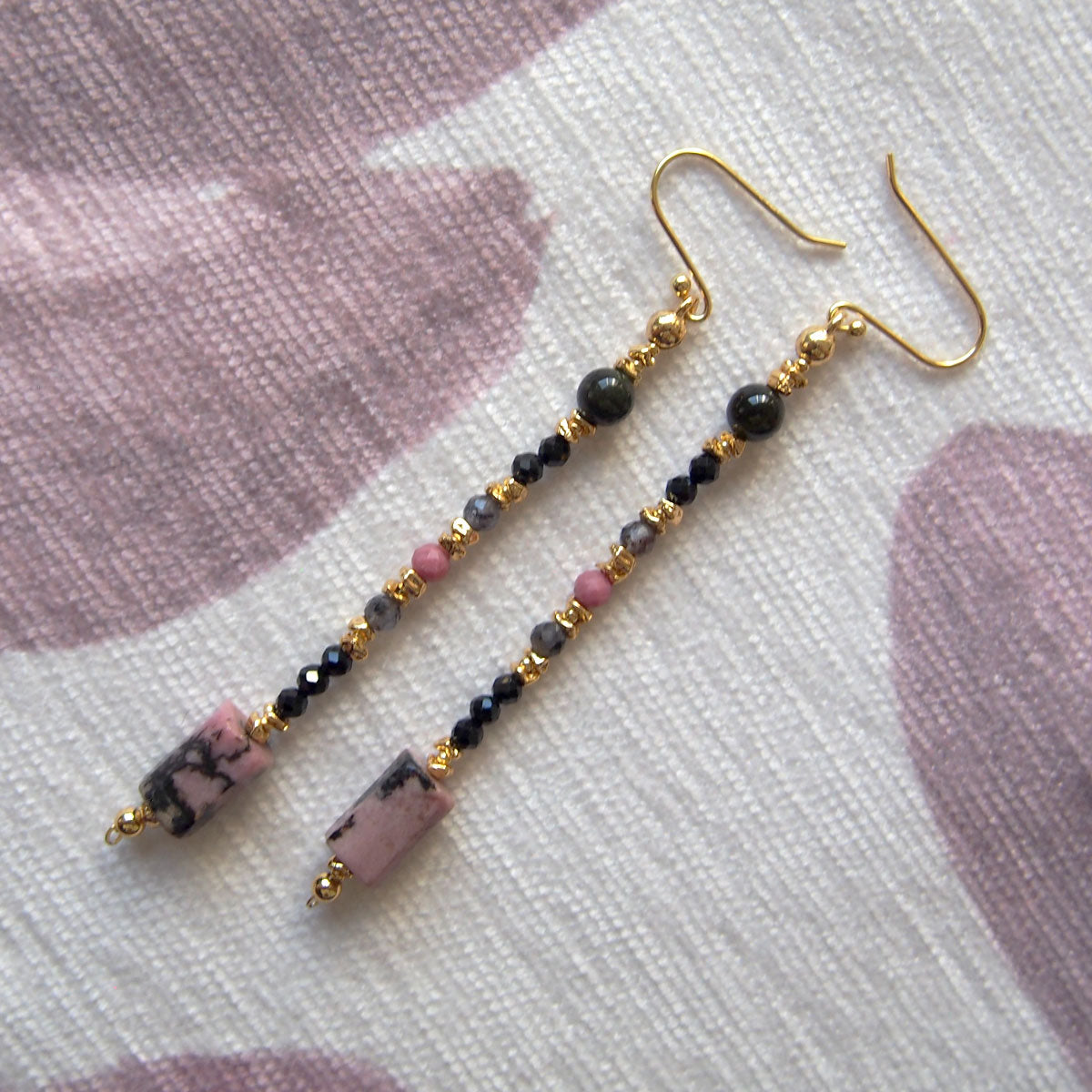 Rhodonite, Tourmaline(black), Rhodochrosite, Lolite Earrings–Dangerous tenderness