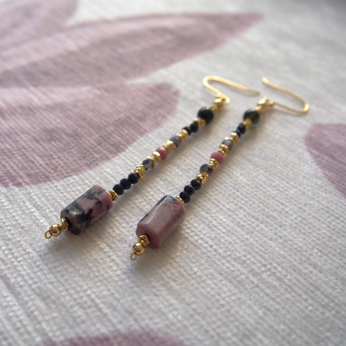 Rhodonite, Tourmaline(black), Rhodochrosite, Lolite Earrings–Dangerous tenderness