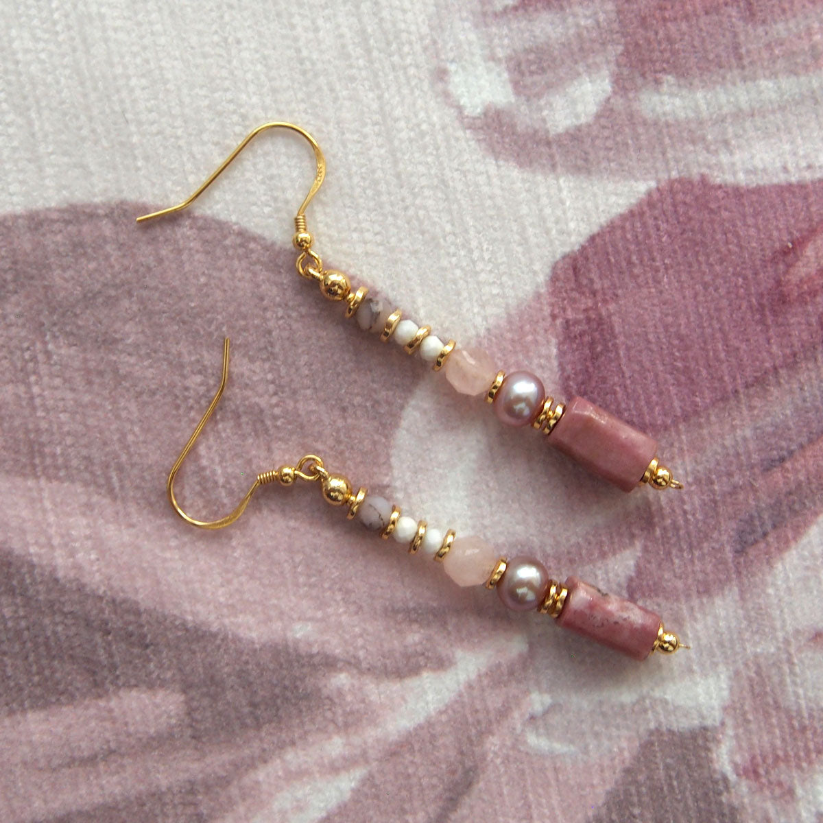 Rhodonite, Pearls, Morganite, Common Opal Earrings–Rosa multiflora
