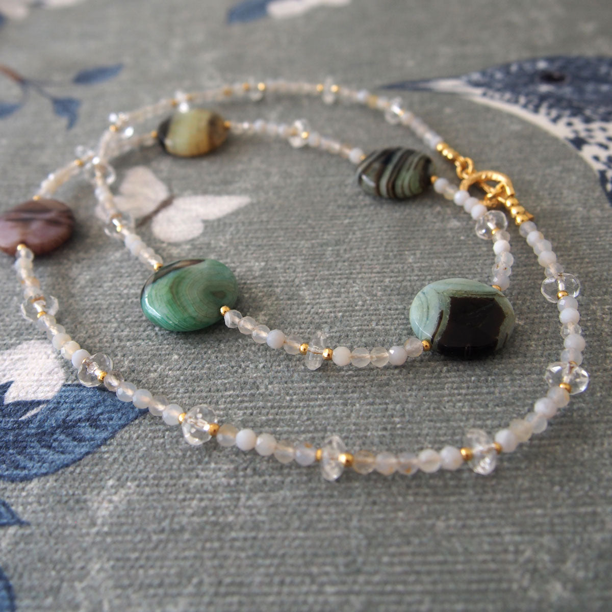 Agate, Rock Crystal Necklace-Light and shade