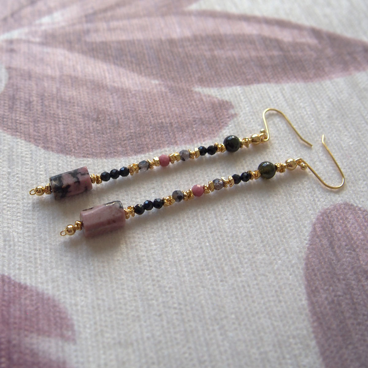 Rhodonite, Tourmaline(black), Rhodochrosite, Lolite Earrings–Dangerous tenderness