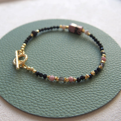 Rhodonite, Tourmaline(black), Opal(common), Rhodochrosite, Lolite Bracelet–Dangerous tenderness