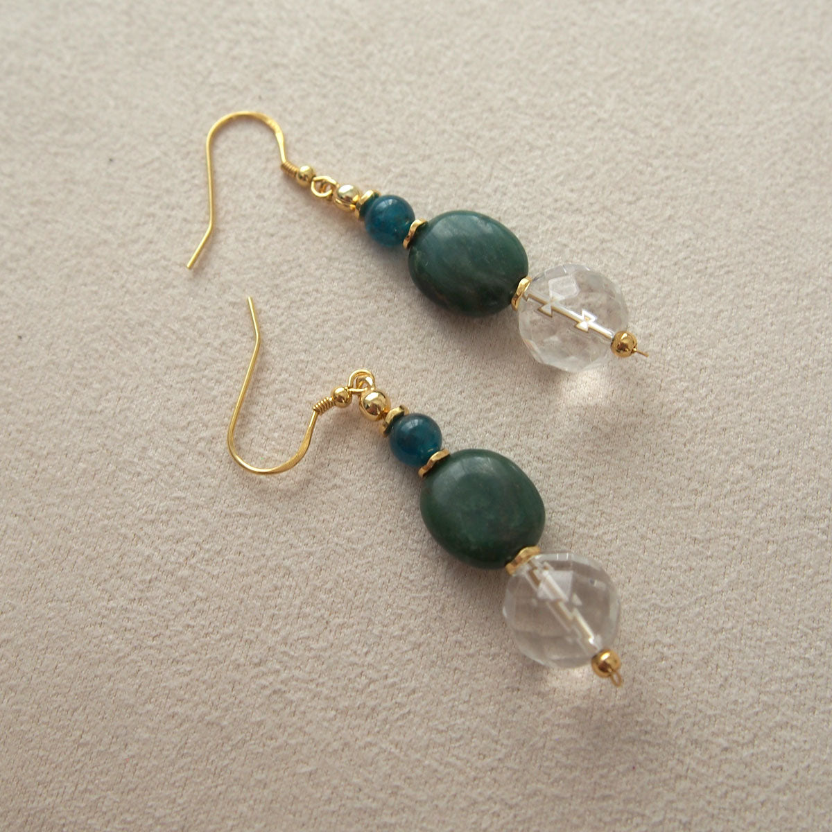 Rock crystal,  Jade(oval),  Apatite Earrings-Blue Spring
