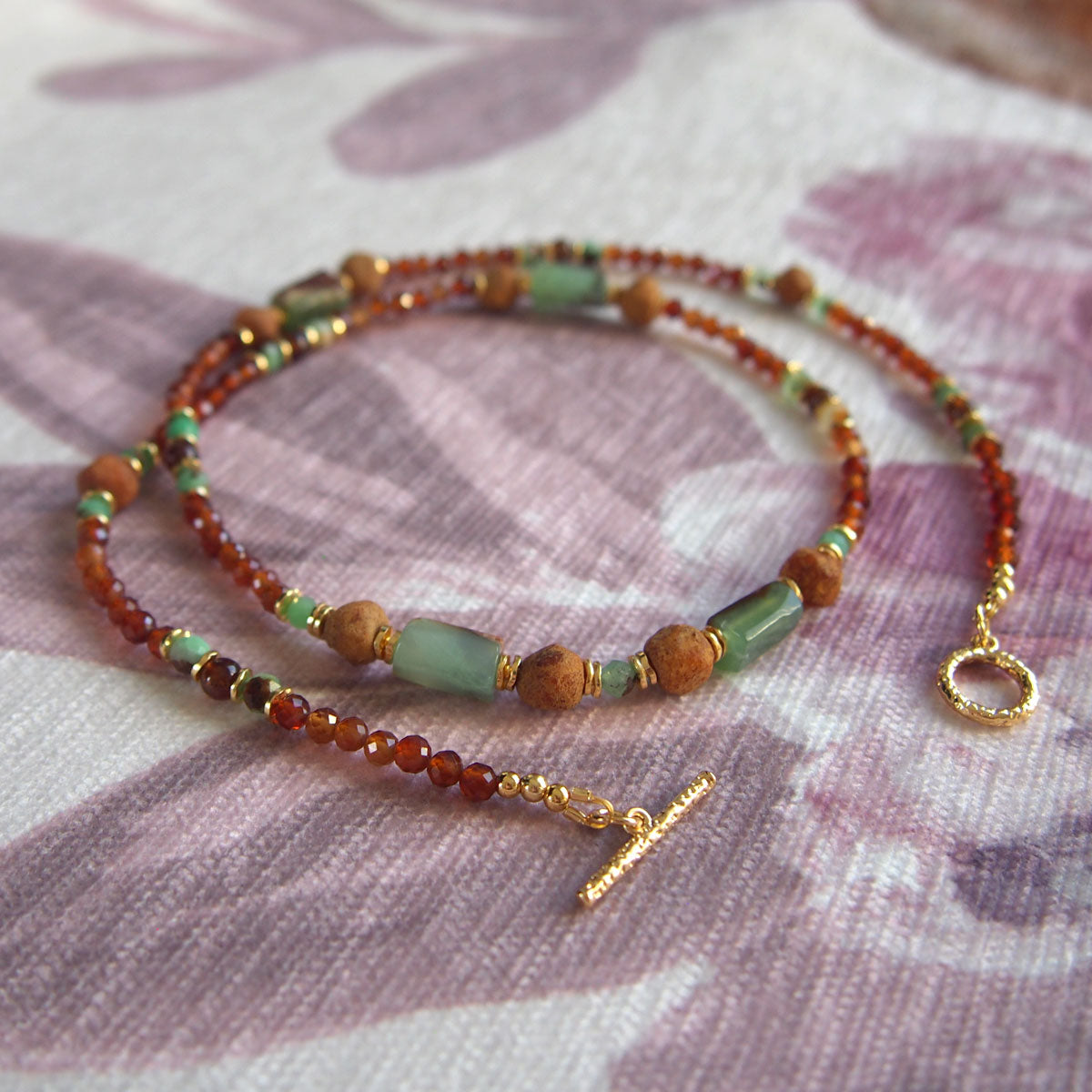 Common Opal(green), Amber(Raw crust), Chrysoprase, Garnet(orange) Necklace–Buds